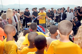 Paul Teutul, Sr. speaking to Newburgh youth from the Boys and Girls Club